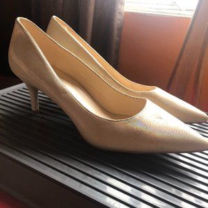 NINE WEST Pointed Toe Kitten Heels